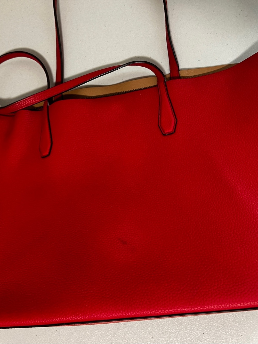 Tory Burch Red Pebbled Leather Tote with Gold Logo - Picture 5 of 8